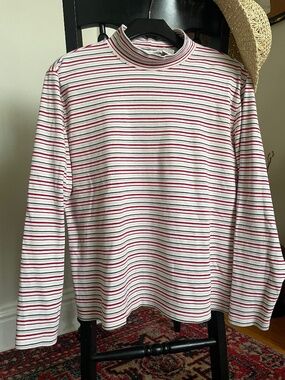 Vintage St. John's Bay Mock Turtleneck Top